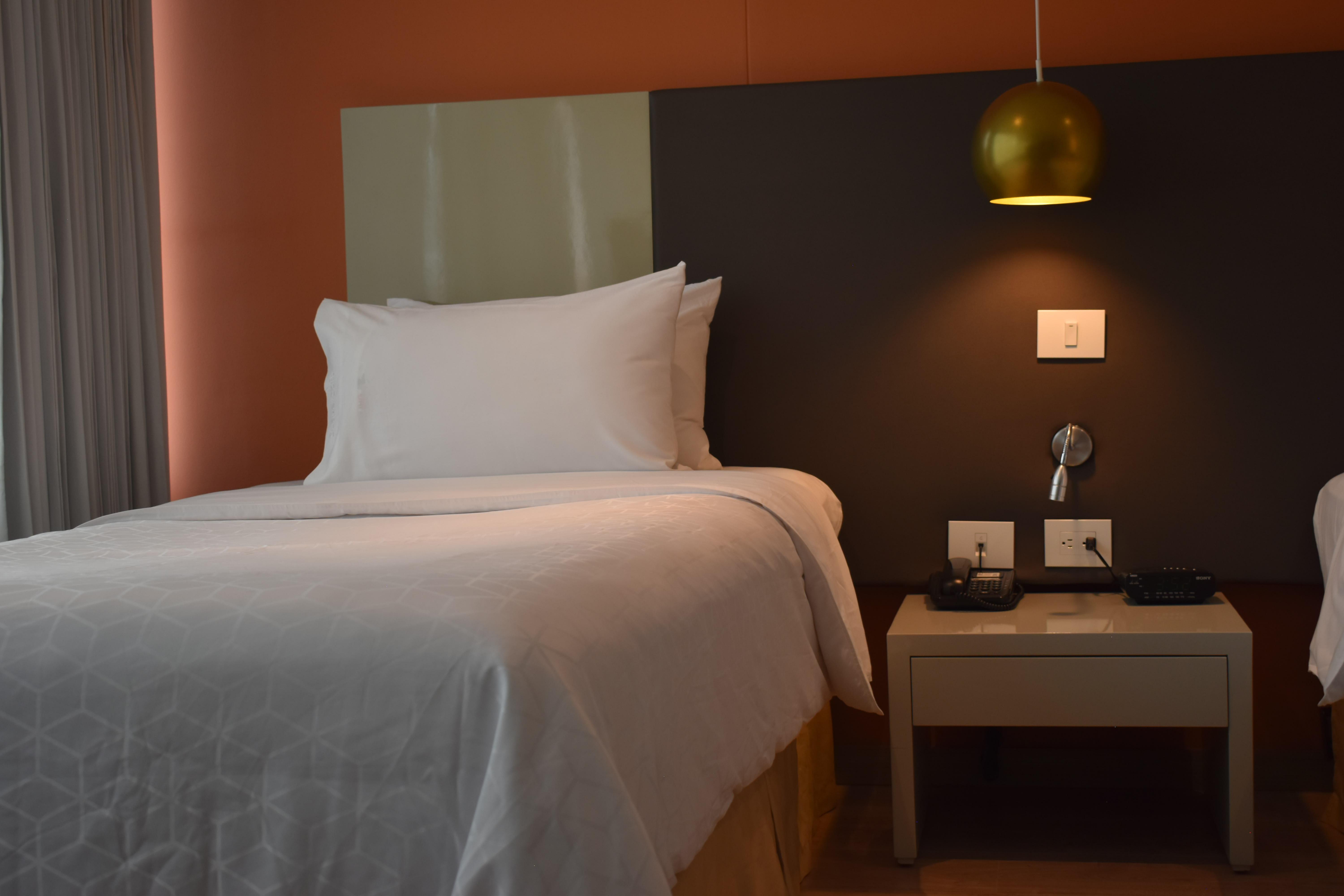 Hotel Holiday Inn Express & Suites Medellin By Ihg Екстер'єр фото