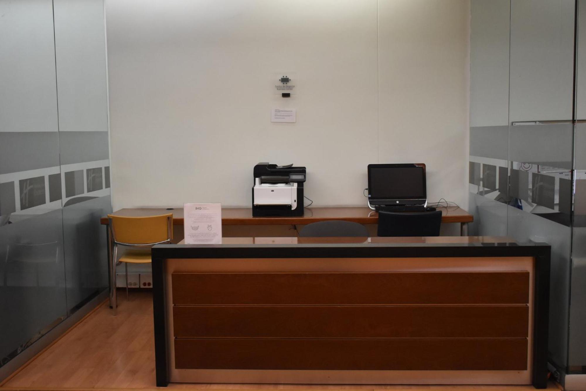 Hotel Holiday Inn Express & Suites Medellin By Ihg Екстер'єр фото